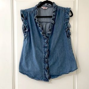 Adorable shaped jean top with quality snap buttons and beautiful shape